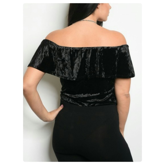 PLUS SIZE BLACK VELVET BODY SUIT!🍁 - Picture 2 of 5